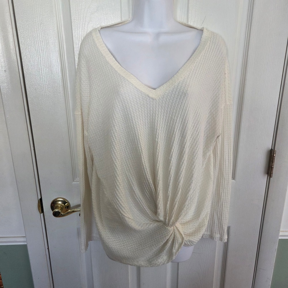 Anthropologie Akemi + Kin Ivory Waffle Knit Front Twist V-Neck Top Large Boho